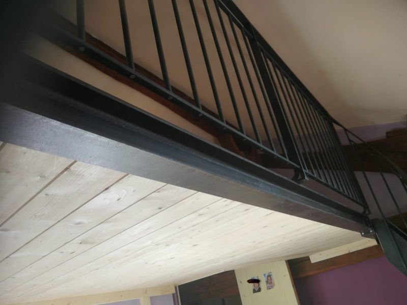 Mezzanine à Savigny